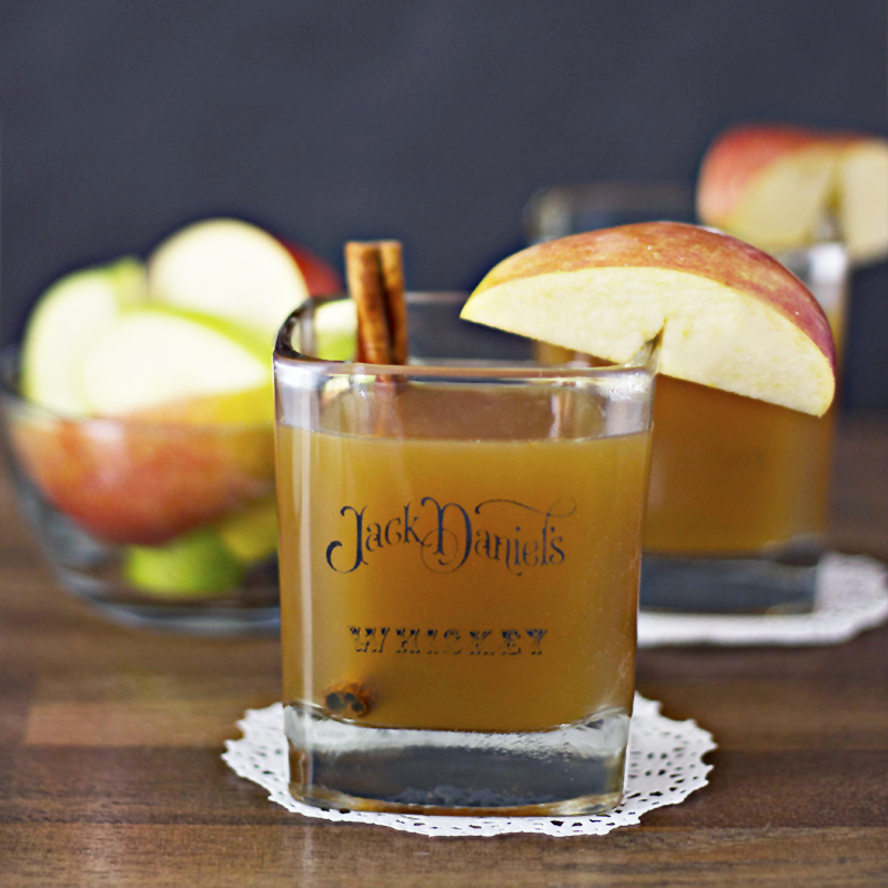 apple-cider-bourbon-whiskey-cocktail-sq