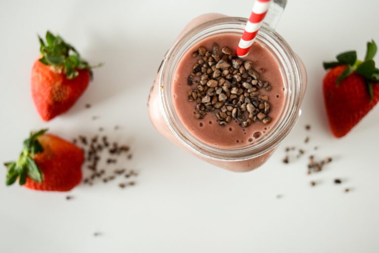 Chocolate Covered Strawberry Protein Smoothie - A Simplified Life