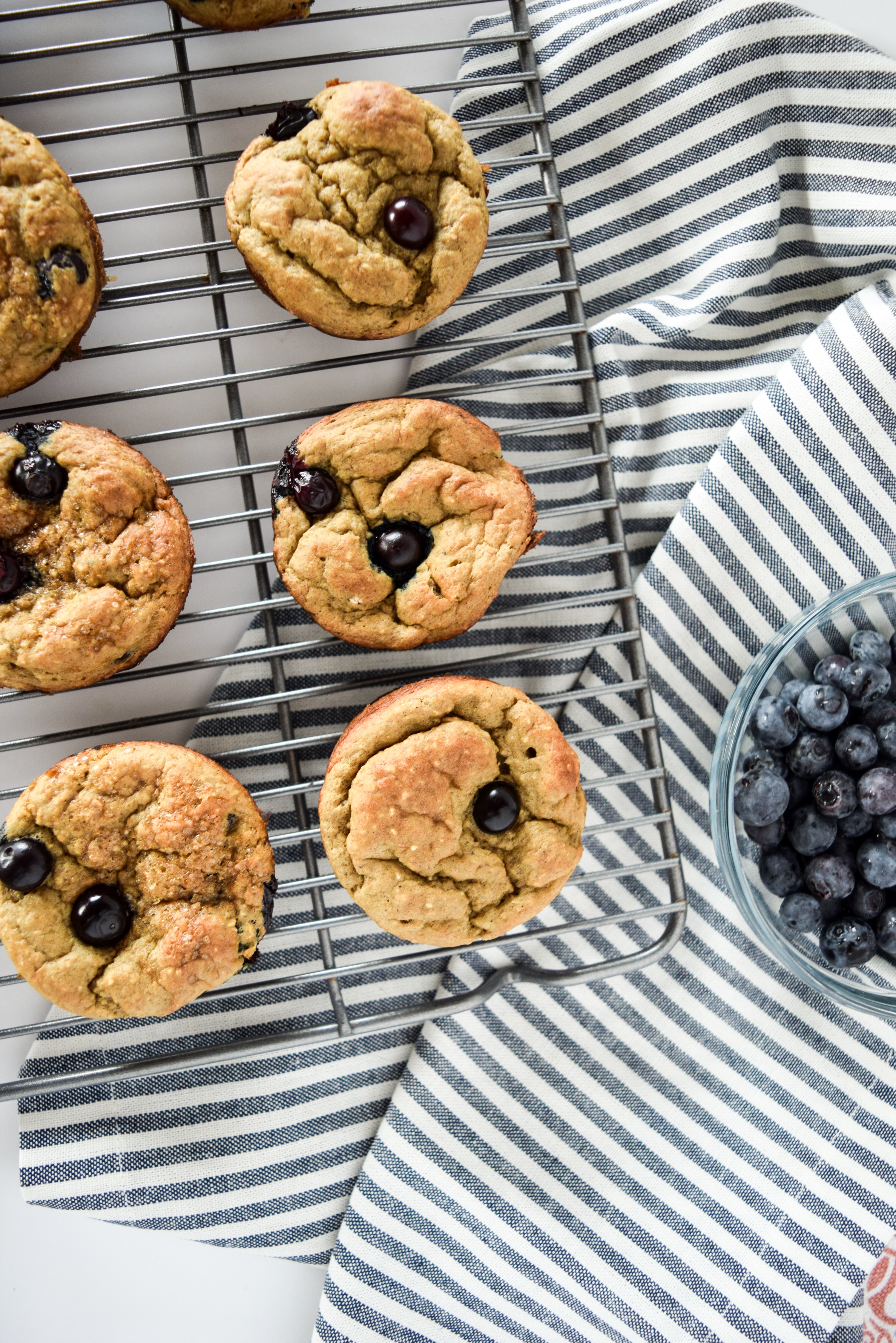 blueberry muffin recipe | healthy blueberry muffins | clean eating blueberry muffins | gluten free muffins | healthy snack ideas