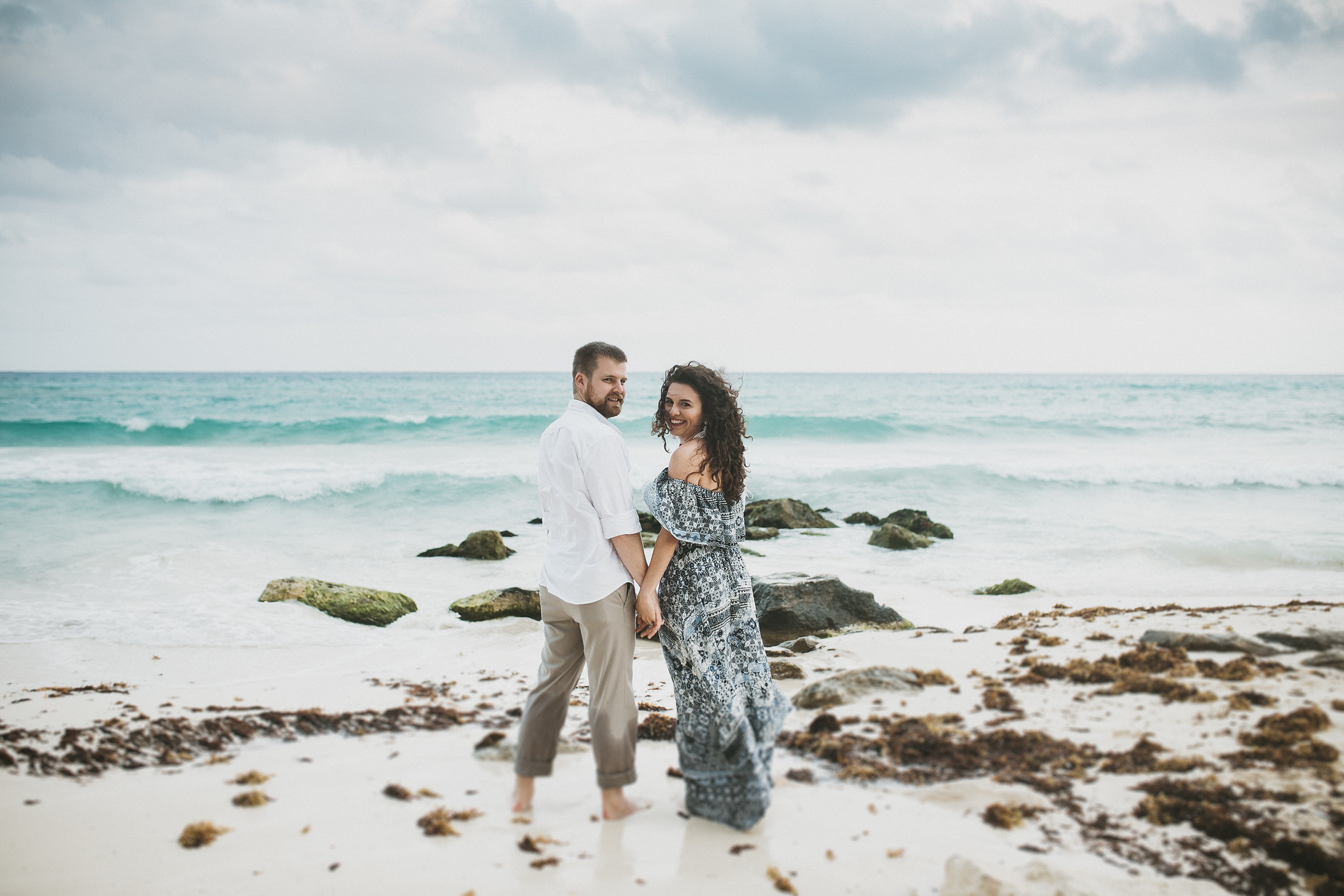 playa del carmen beach photoshoot | couple photoshoot | couple beach photoshoot